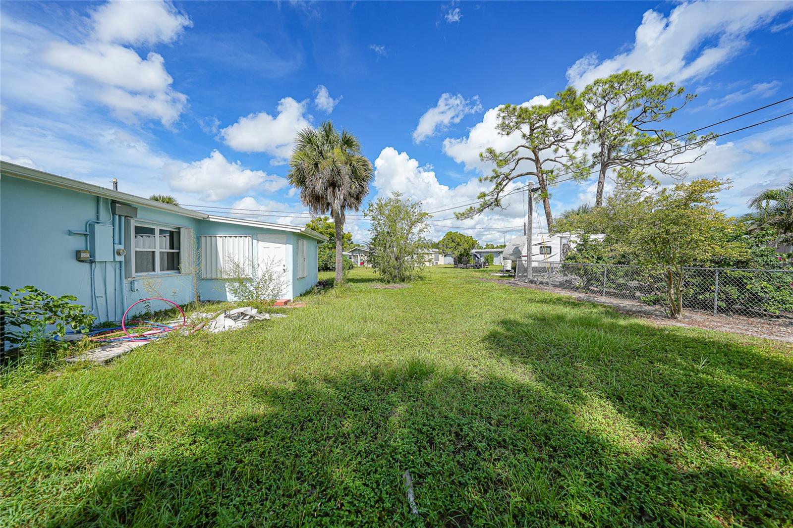 Image 21 of 27 For 2208 Anne Avenue