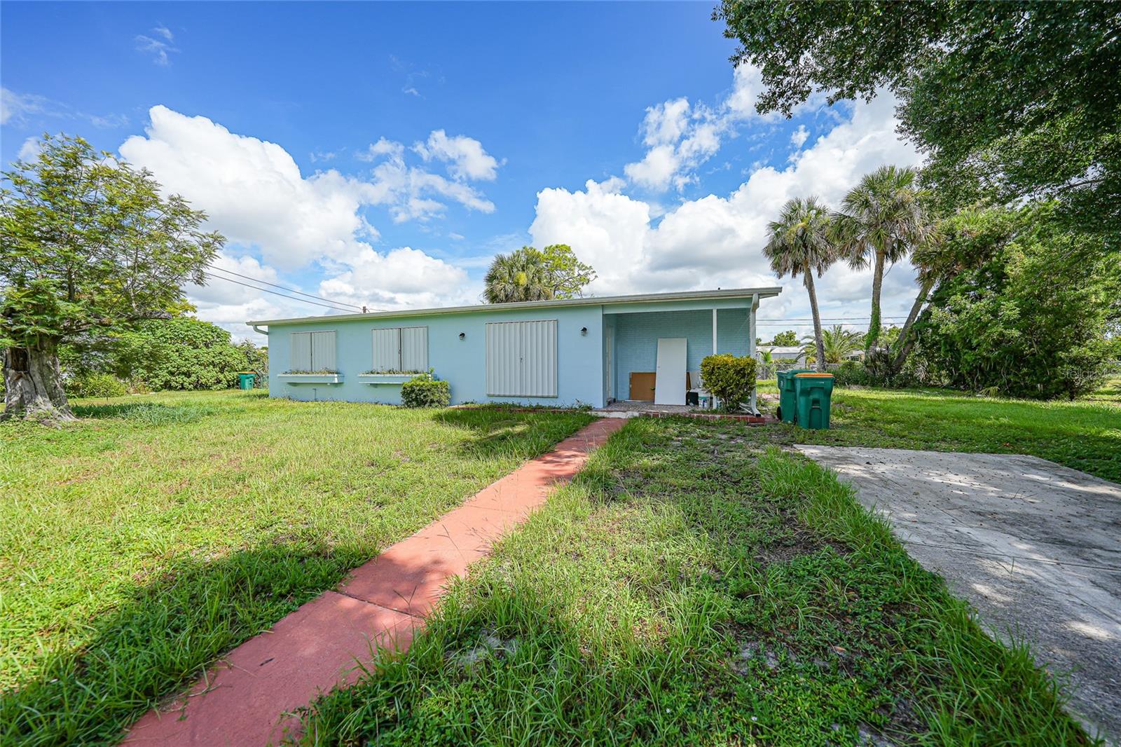 Image 27 of 27 For 2208 Anne Avenue