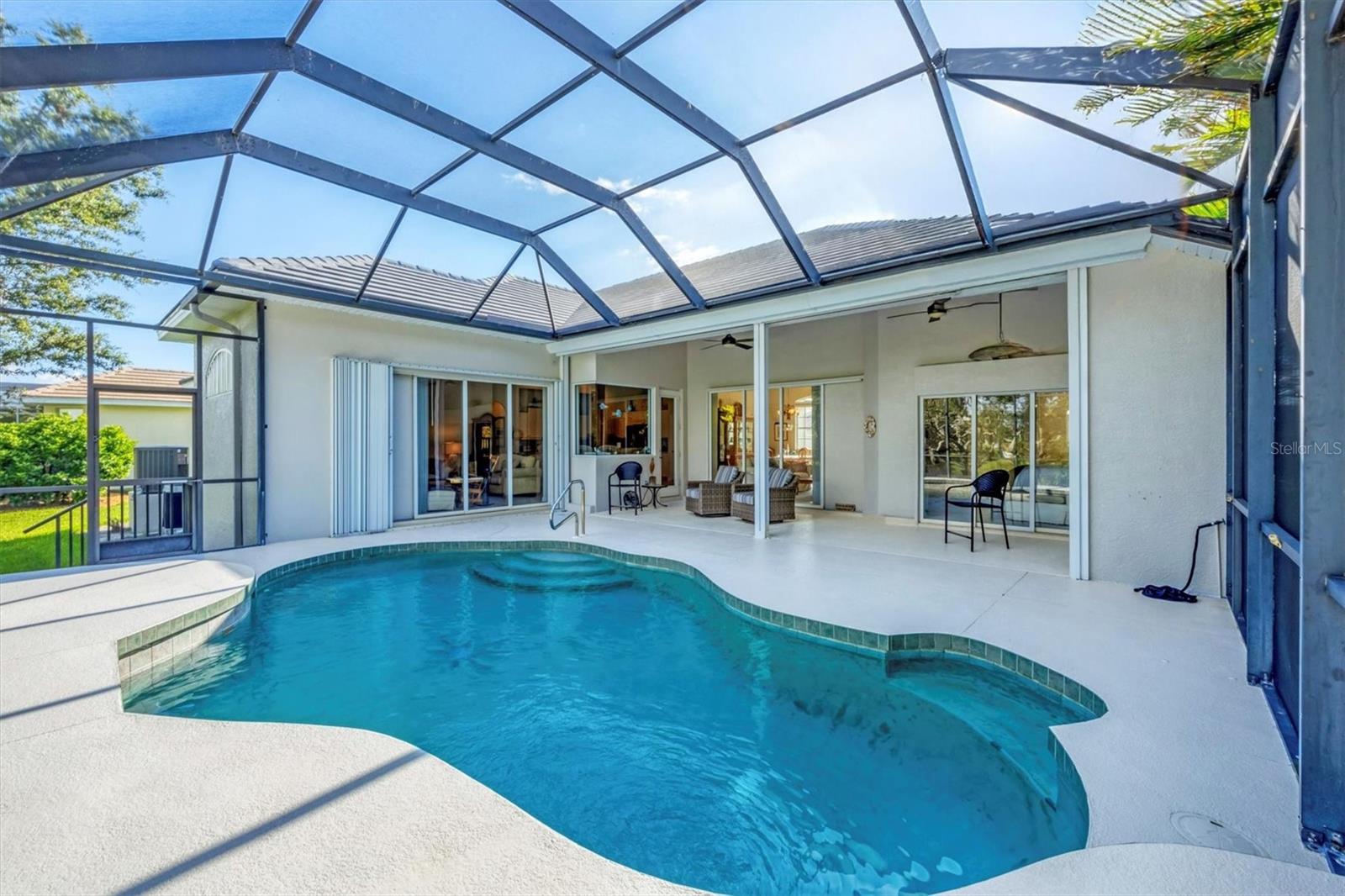 Image 34 of 43 For 4 Windward Way