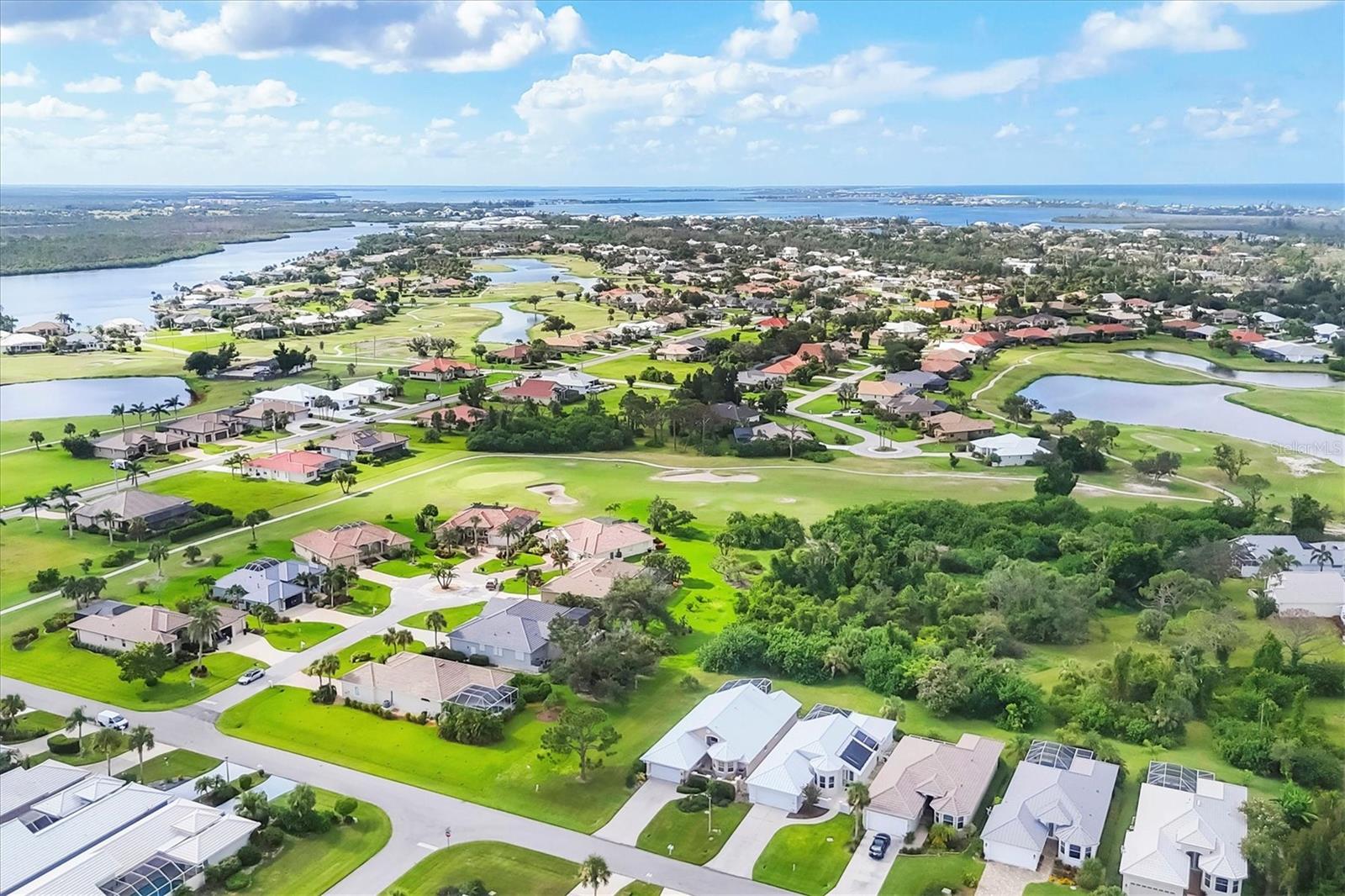 Image 42 of 43 For 4 Windward Way