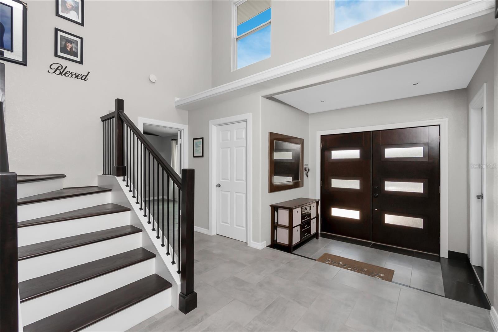 Image 2 of 39 For 19 Pebble Beach Road