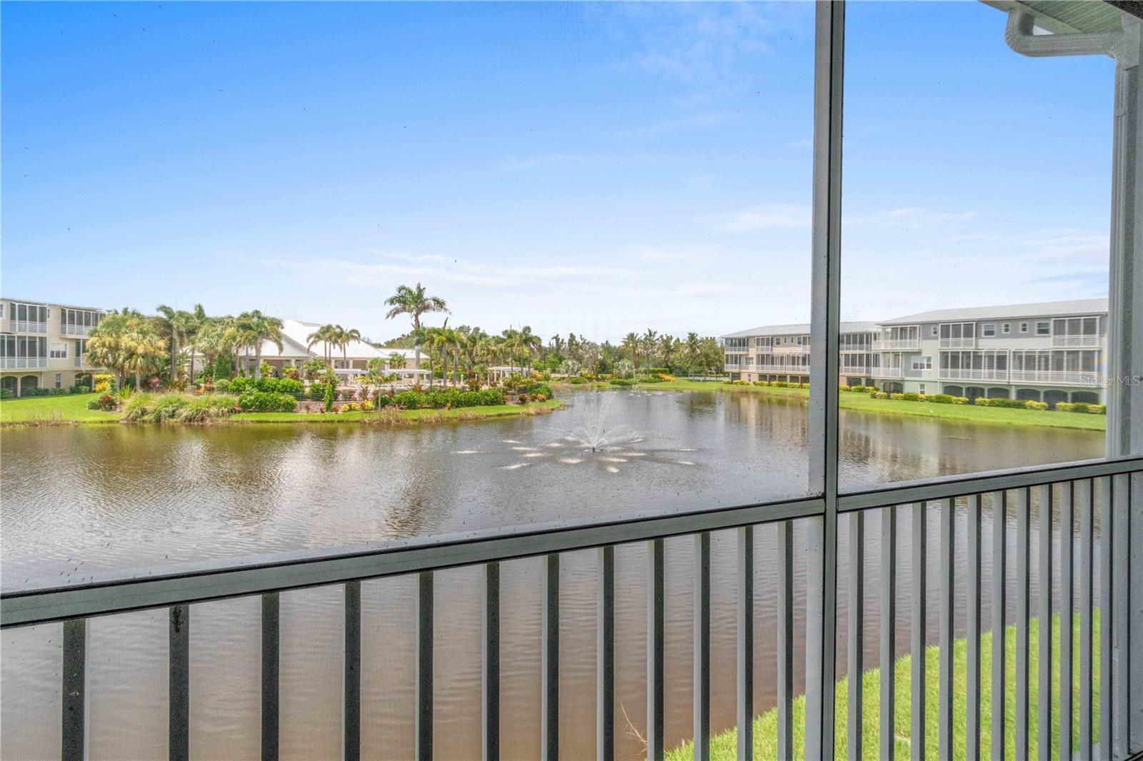 Image 35 of 60 For 10335 Longshore Road 25
