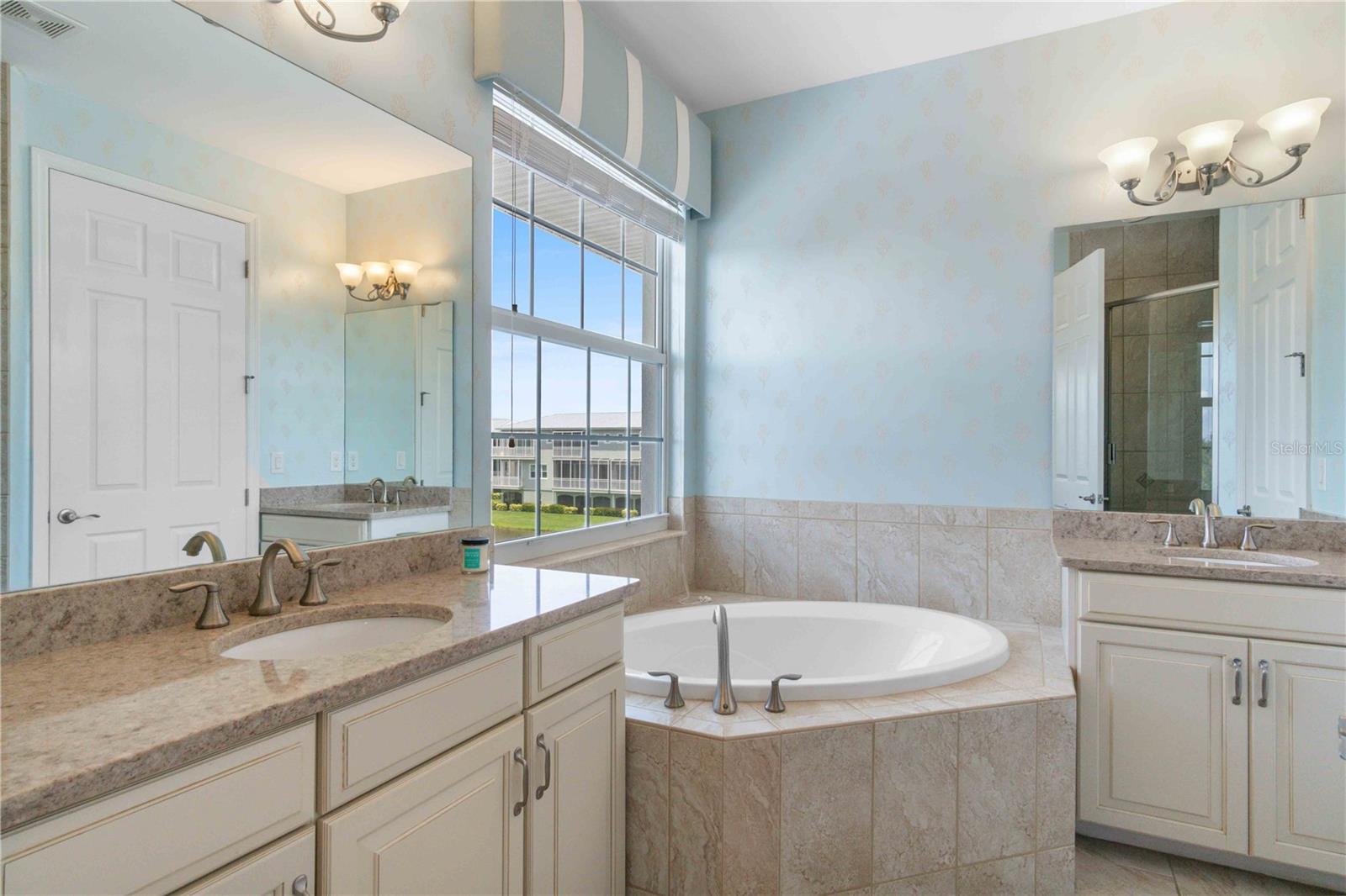 Image 42 of 60 For 10335 Longshore Road 25