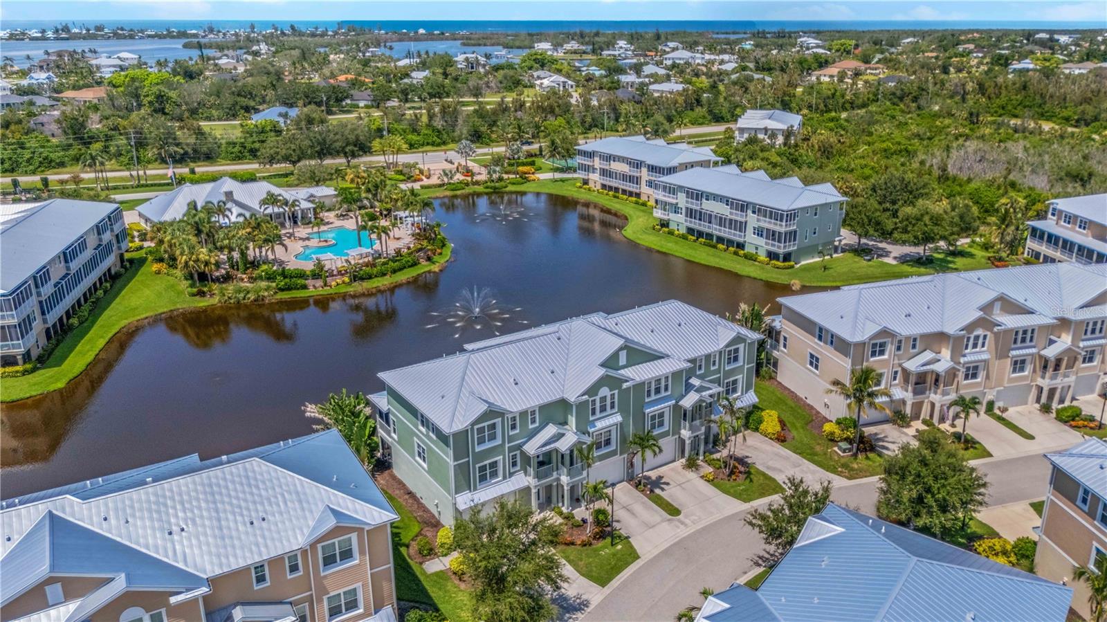 Image 7 of 60 For 10335 Longshore Road 25