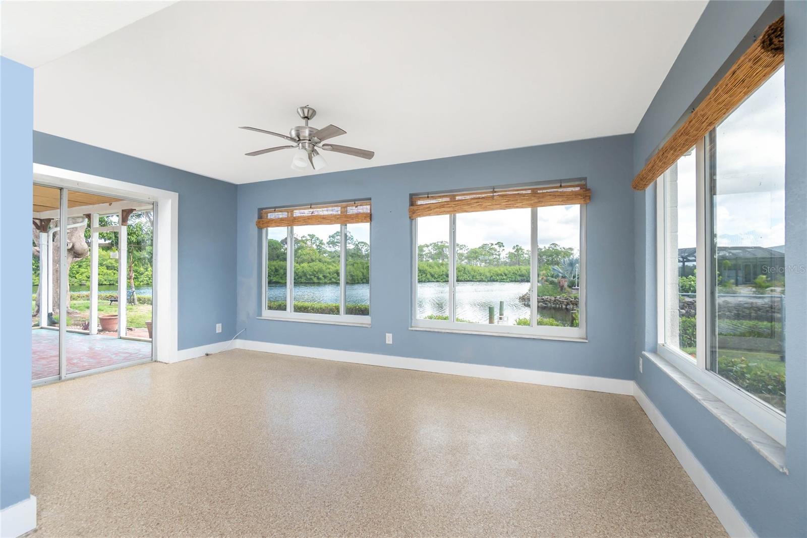 Image 17 of 35 For 510 Sandlor Drive