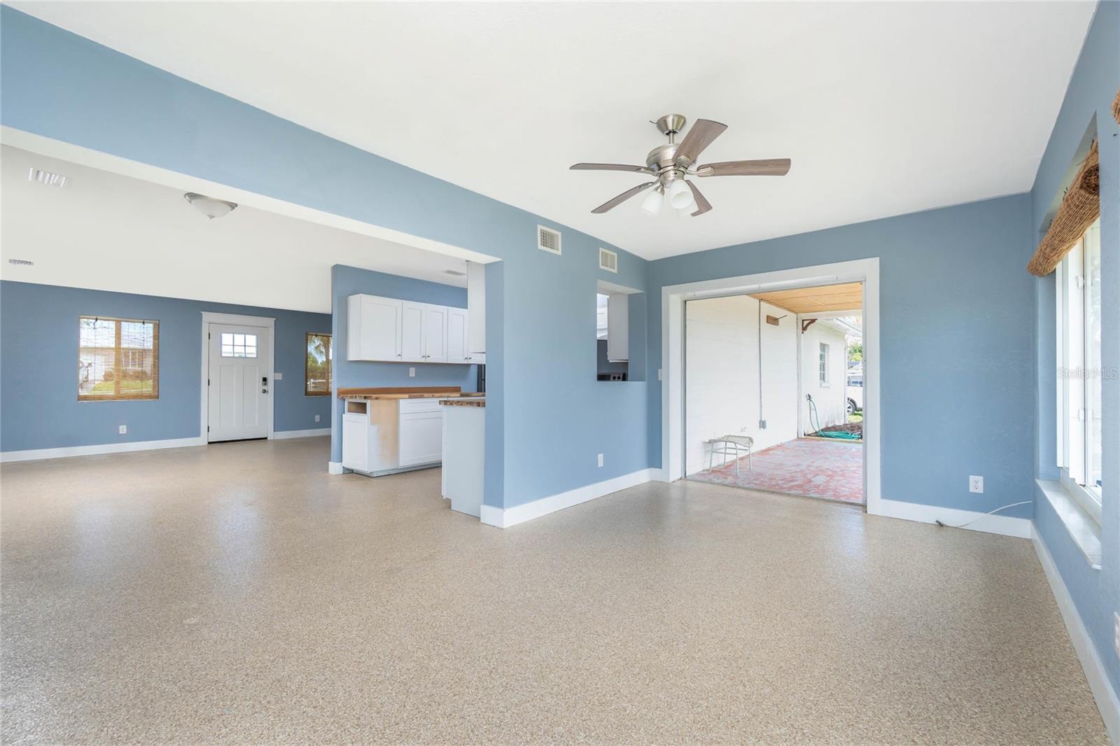 Image 19 of 35 For 510 Sandlor Drive