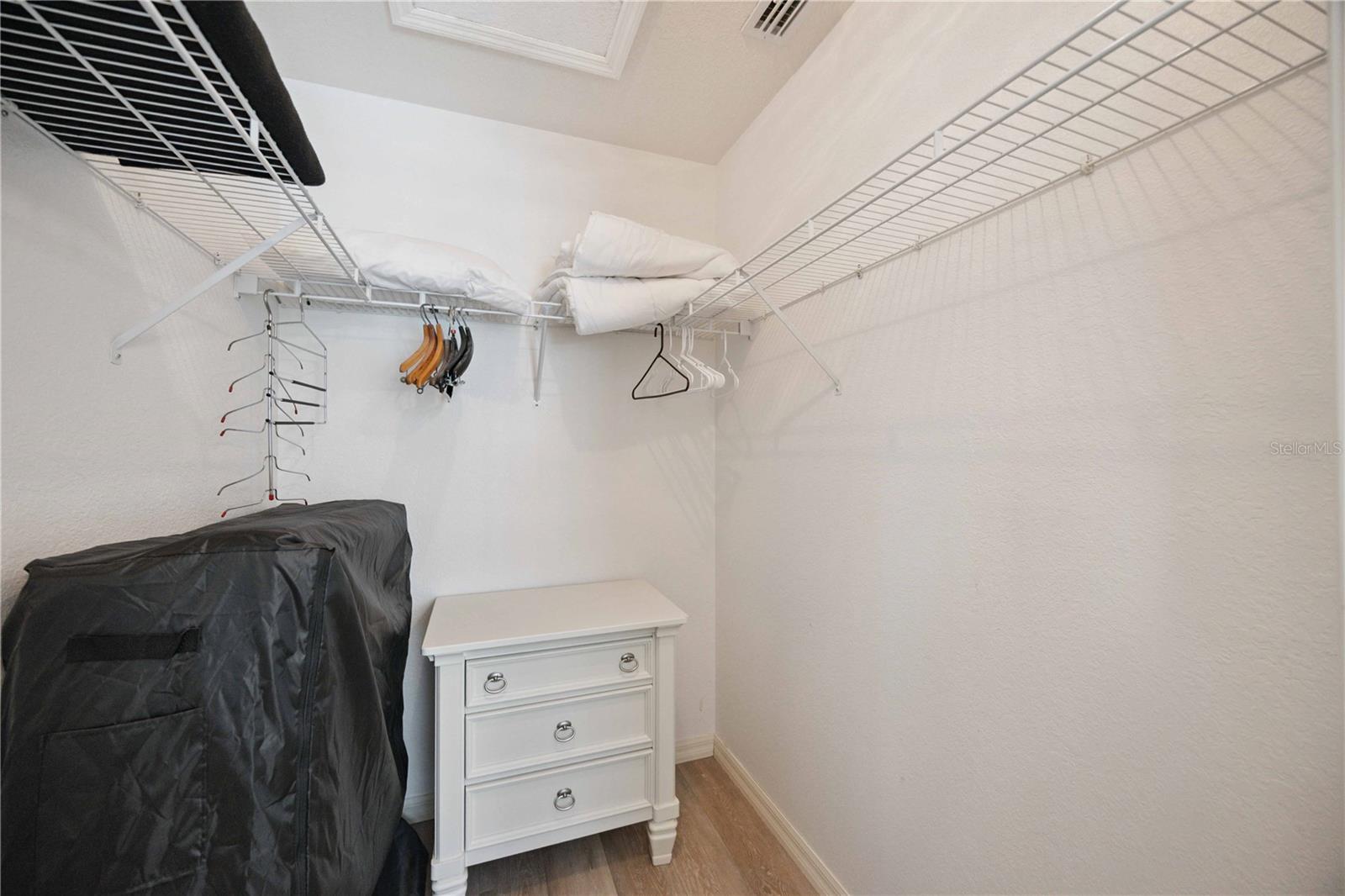 Image 28 of 42 For 444 Viceroy Terrace