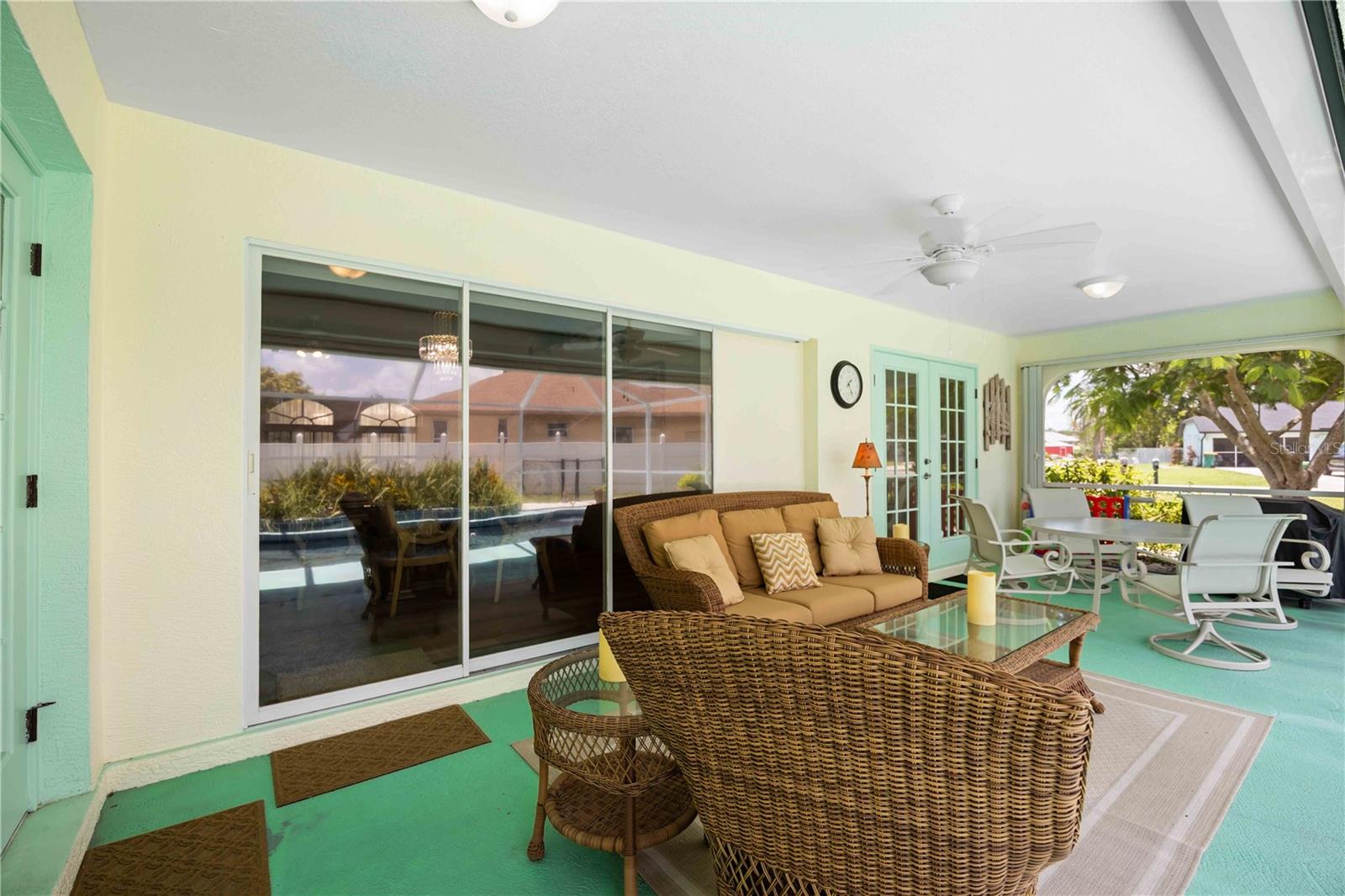 Image 30 of 42 For 444 Viceroy Terrace