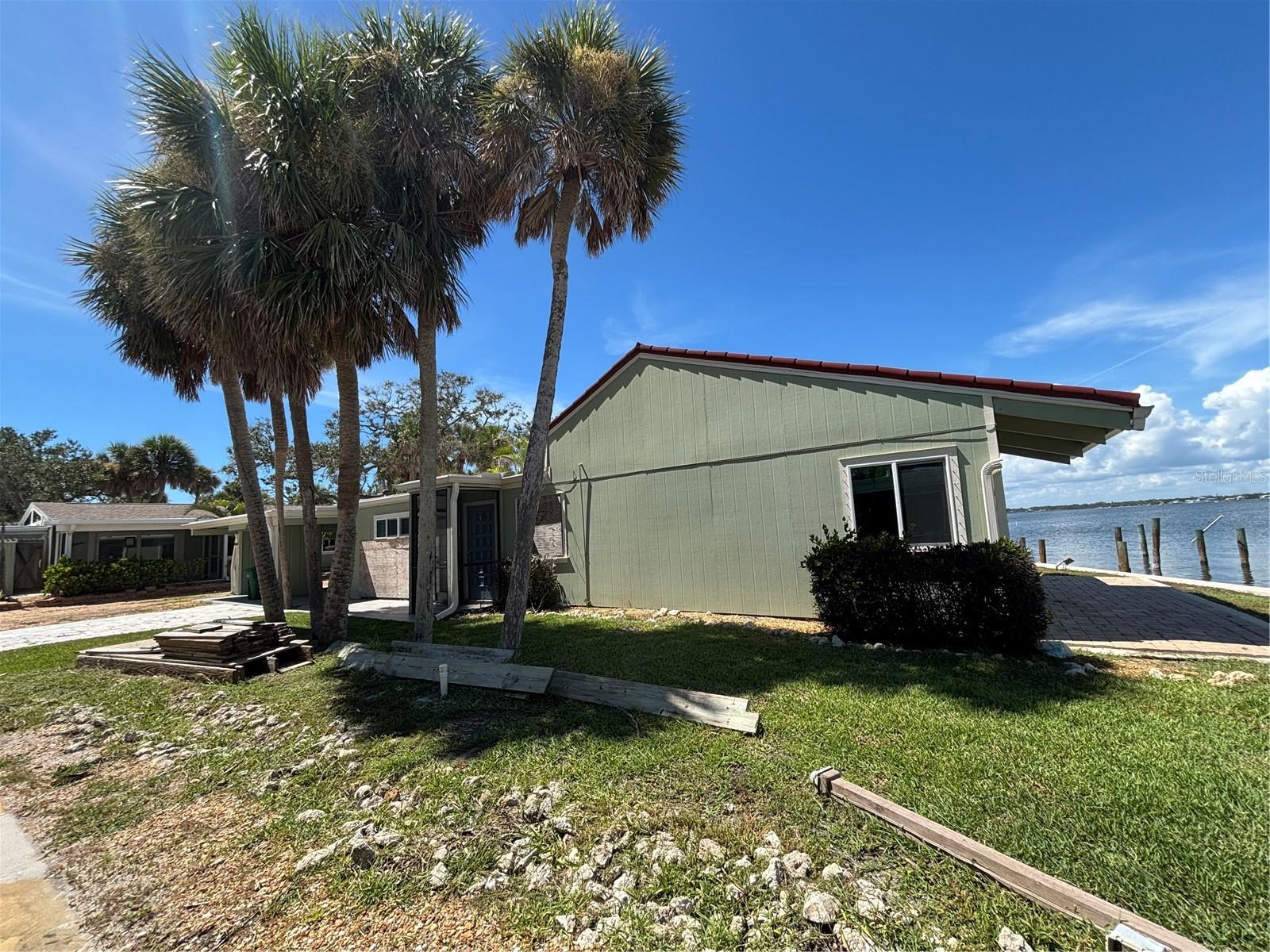 Image 15 of 23 For 2985 Beach Road C7-1