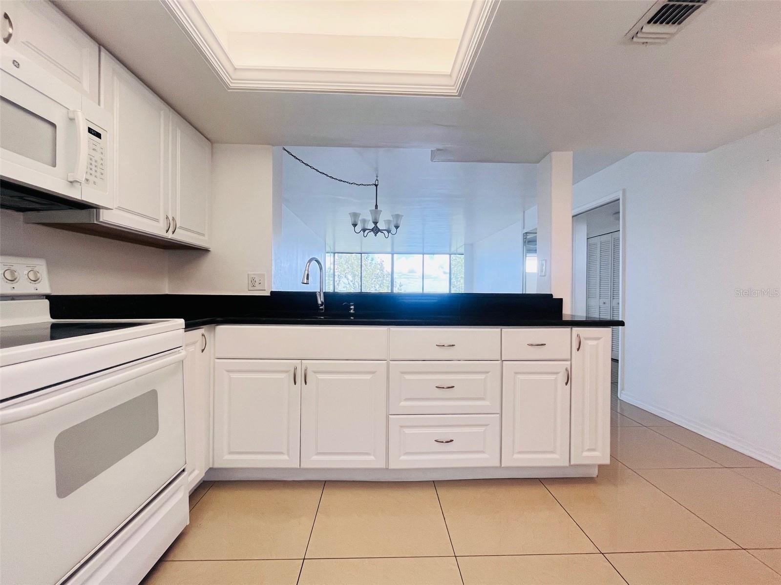 Image 10 of 34 For 2617 Cove Cay Drive 604
