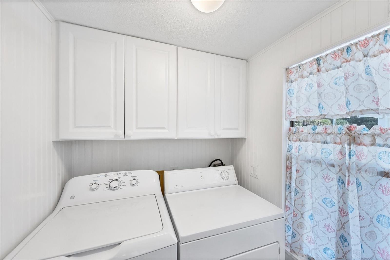 Image 22 of 45 For 1200 Seahorse Lane