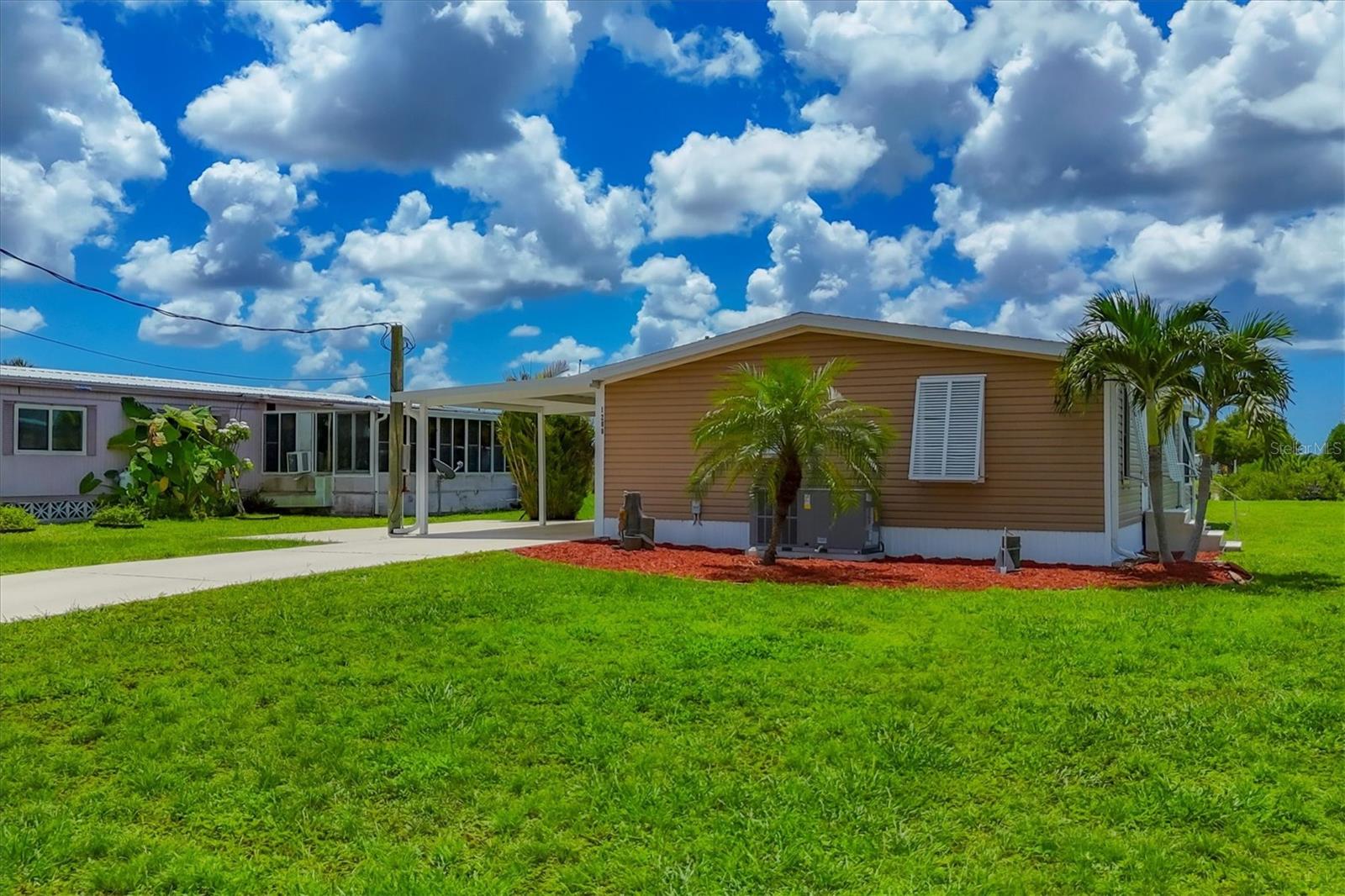 Image 33 of 45 For 1200 Seahorse Lane