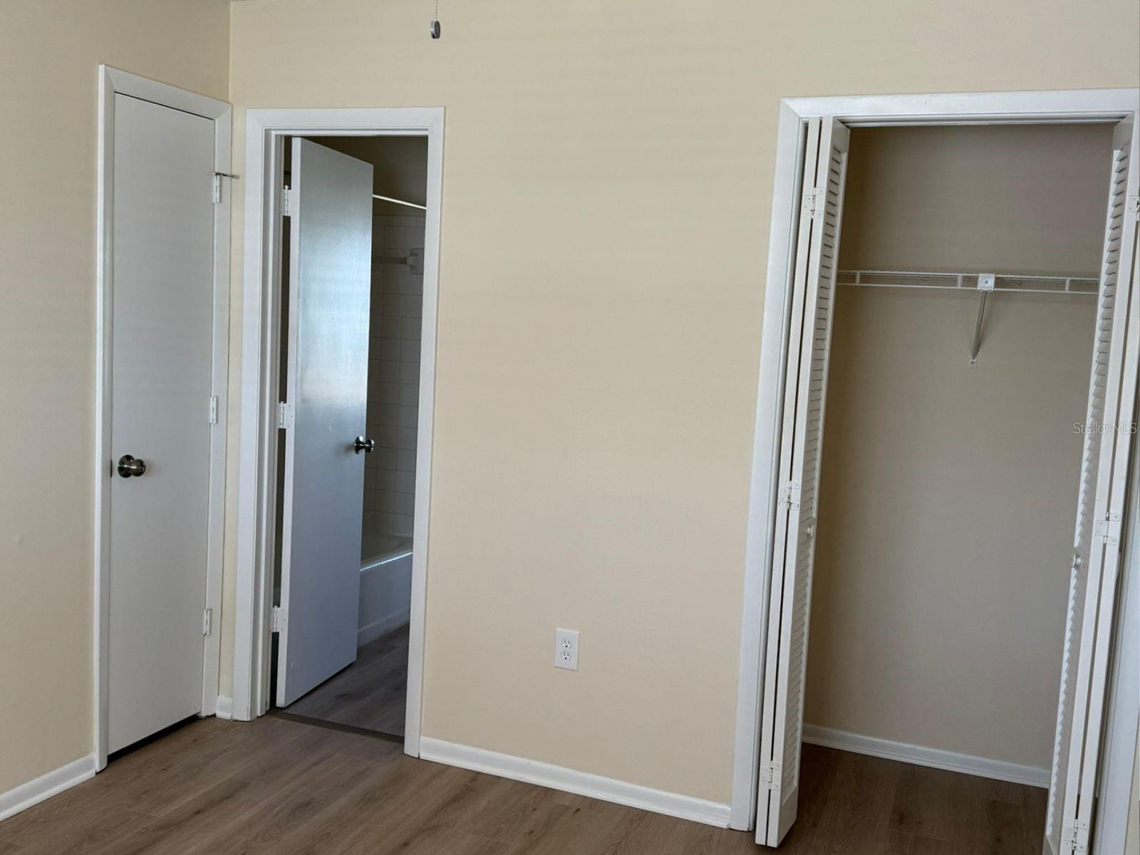 Image 15 of 20 For 7282 Innsbrook Street