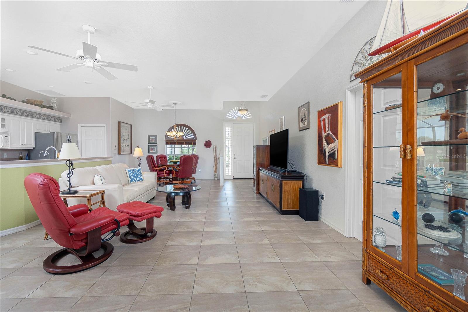 Image 12 of 68 For 8542 Lakeside Drive