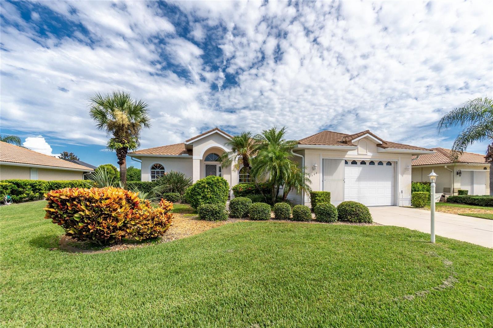 Image 2 of 68 For 8542 Lakeside Drive