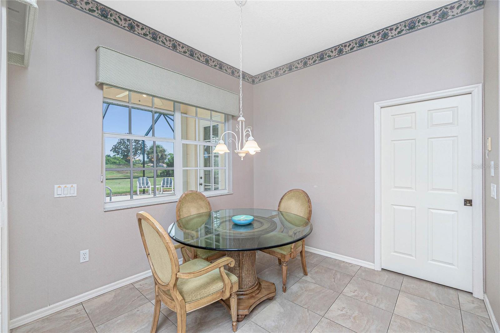 Image 21 of 68 For 8542 Lakeside Drive