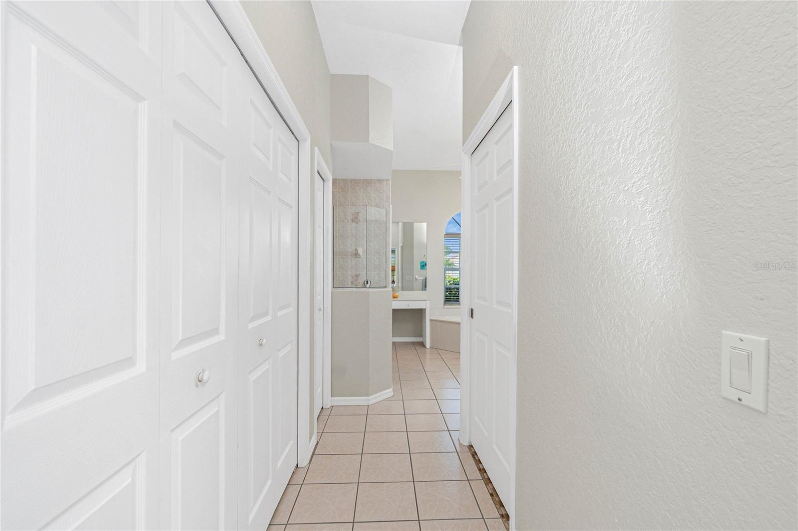 Image 25 of 68 For 8542 Lakeside Drive