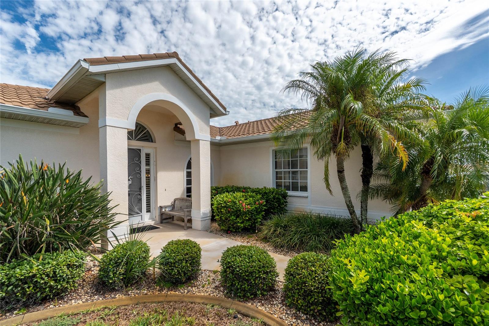 Image 8 of 68 For 8542 Lakeside Drive