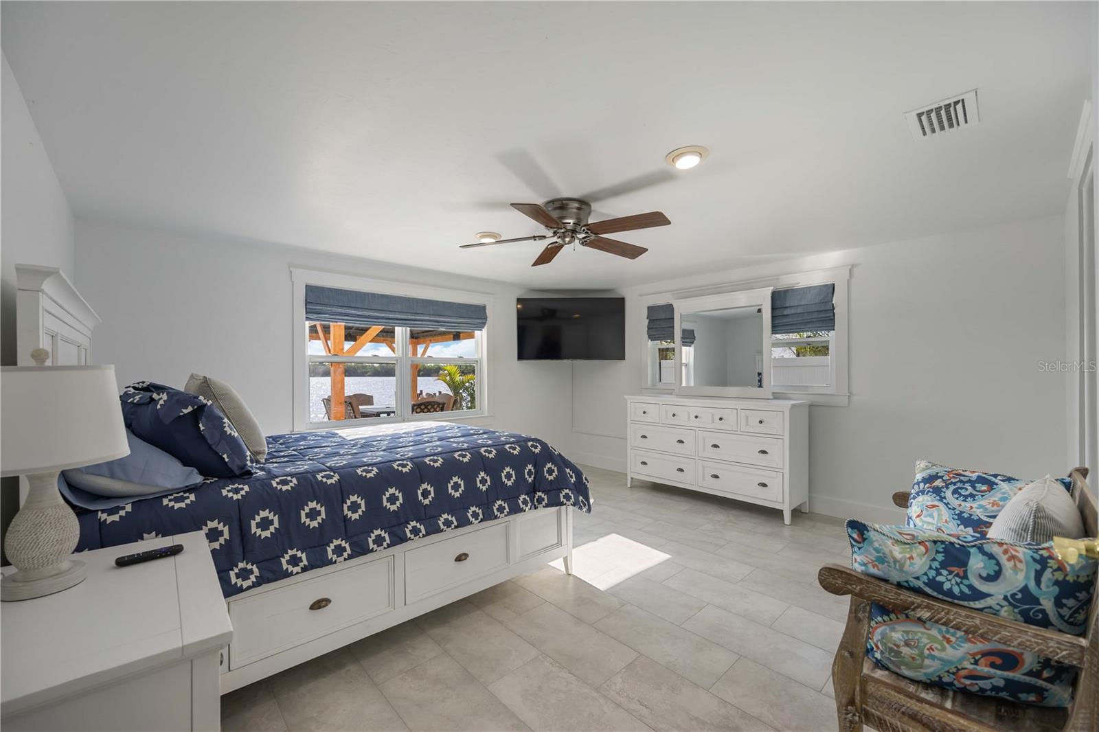Image 40 of 60 For 2300 Harbour Drive