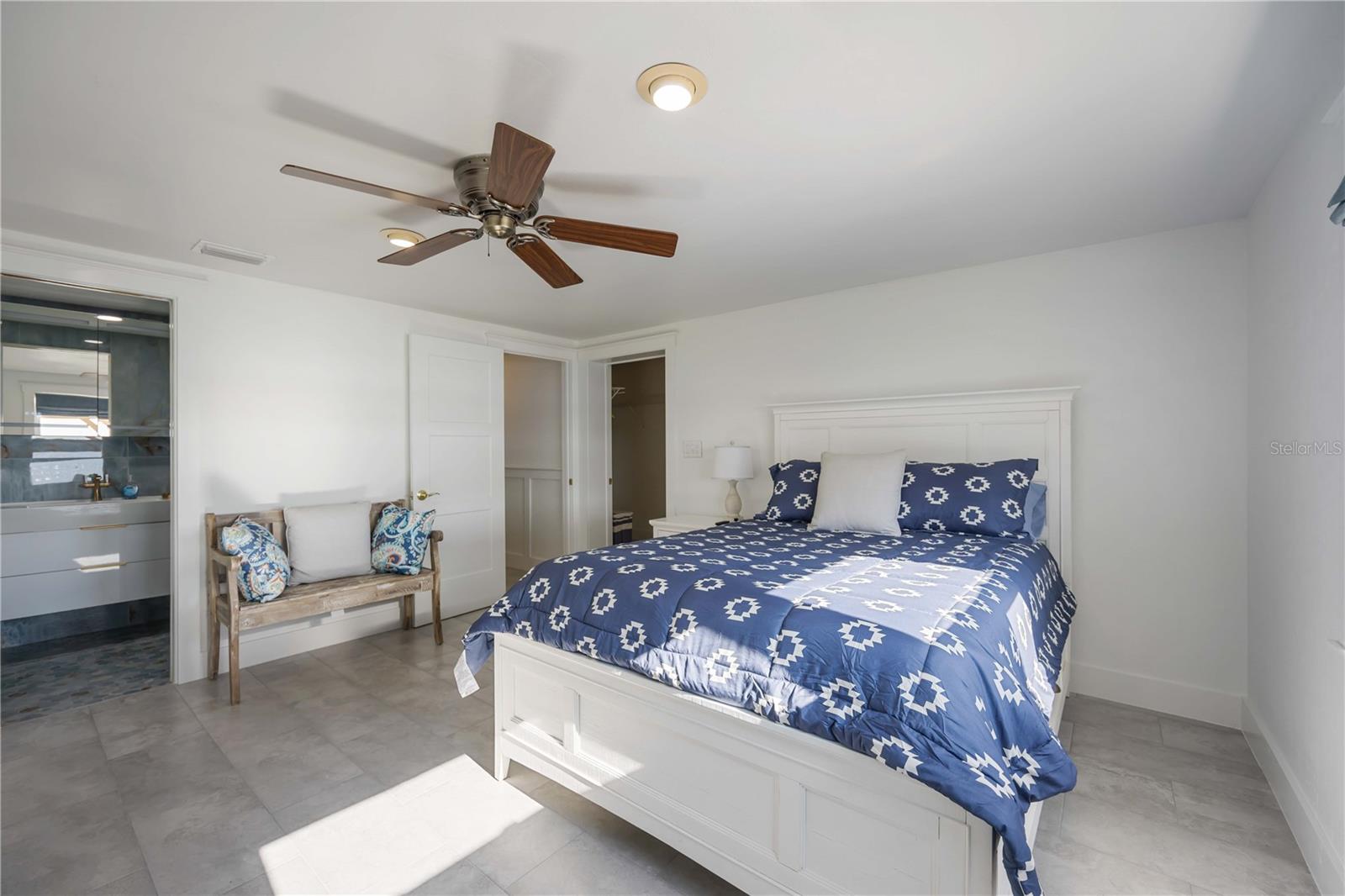 Image 41 of 60 For 2300 Harbour Drive