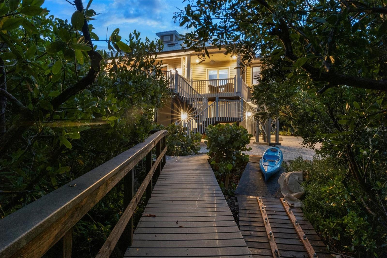 Image 14 of 92 For 8285 Manasota Key Road
