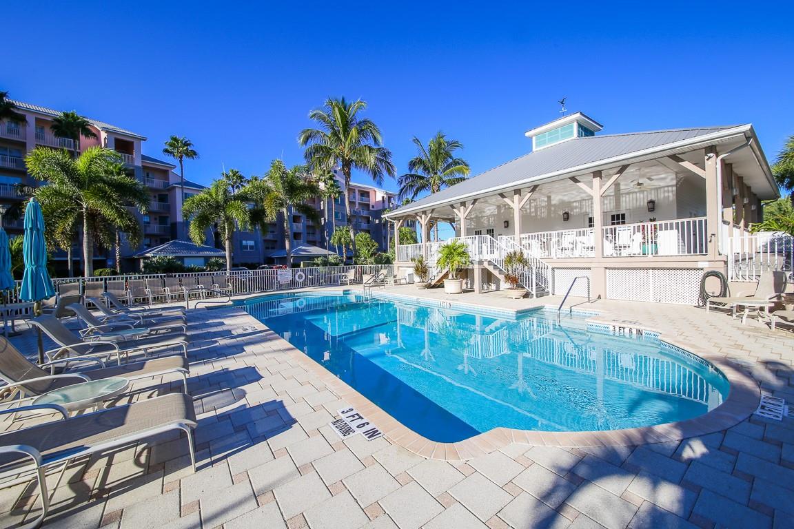 Image 25 of 28 For 13313 Gasparilla Road 204
