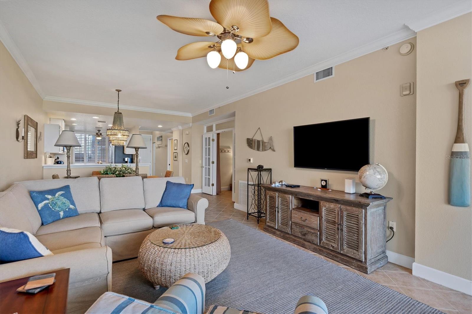 Image 4 of 28 For 13313 Gasparilla Road 204