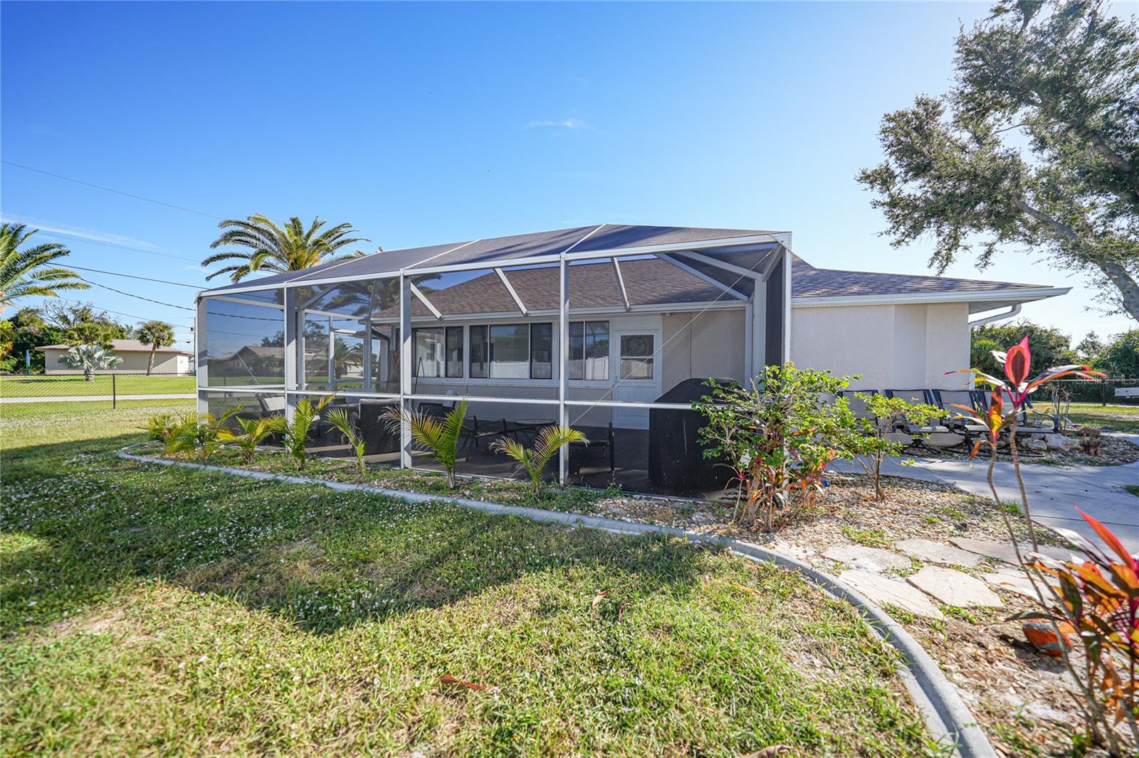 Image 32 of 43 For 7469 Forkland Street