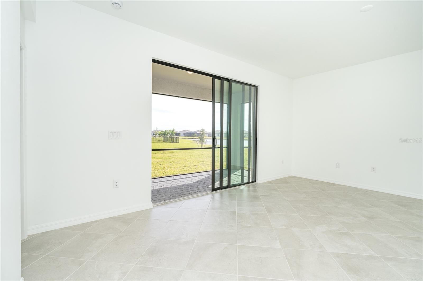 Image 14 of 39 For 1745 Saddlewood Circle