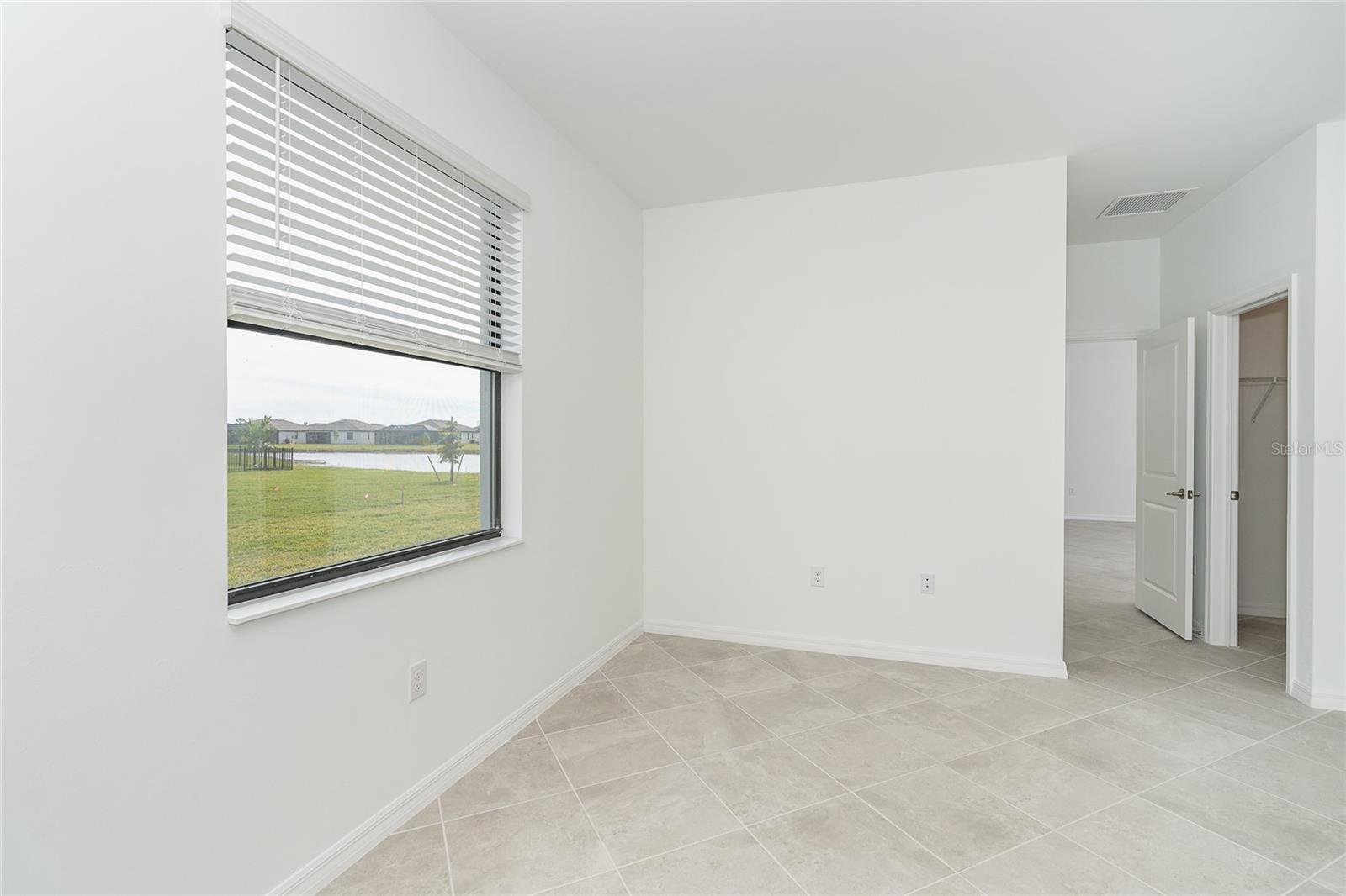 Image 27 of 39 For 1745 Saddlewood Circle