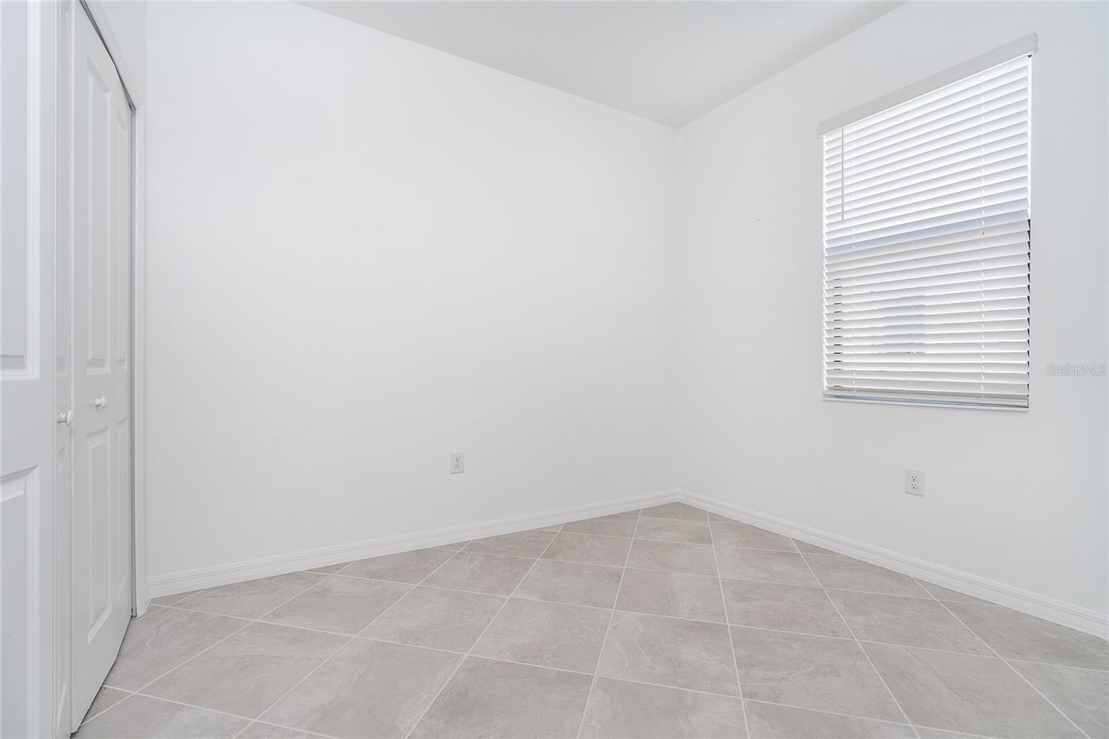 Image 30 of 39 For 1745 Saddlewood Circle