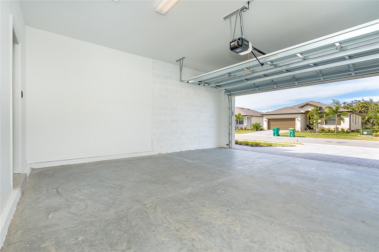 Image 36 of 39 For 1745 Saddlewood Circle