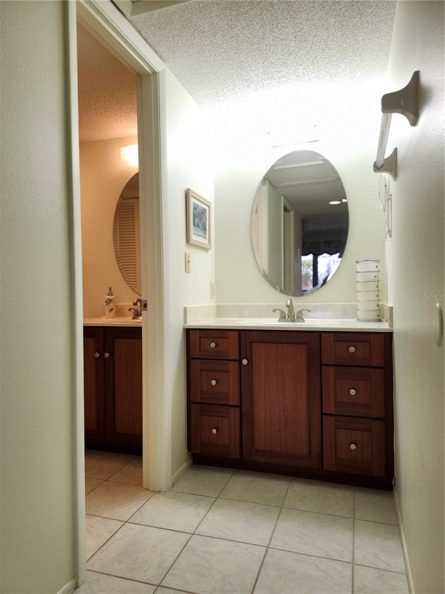Image 20 of 37 For 4260 Placida Road 21d