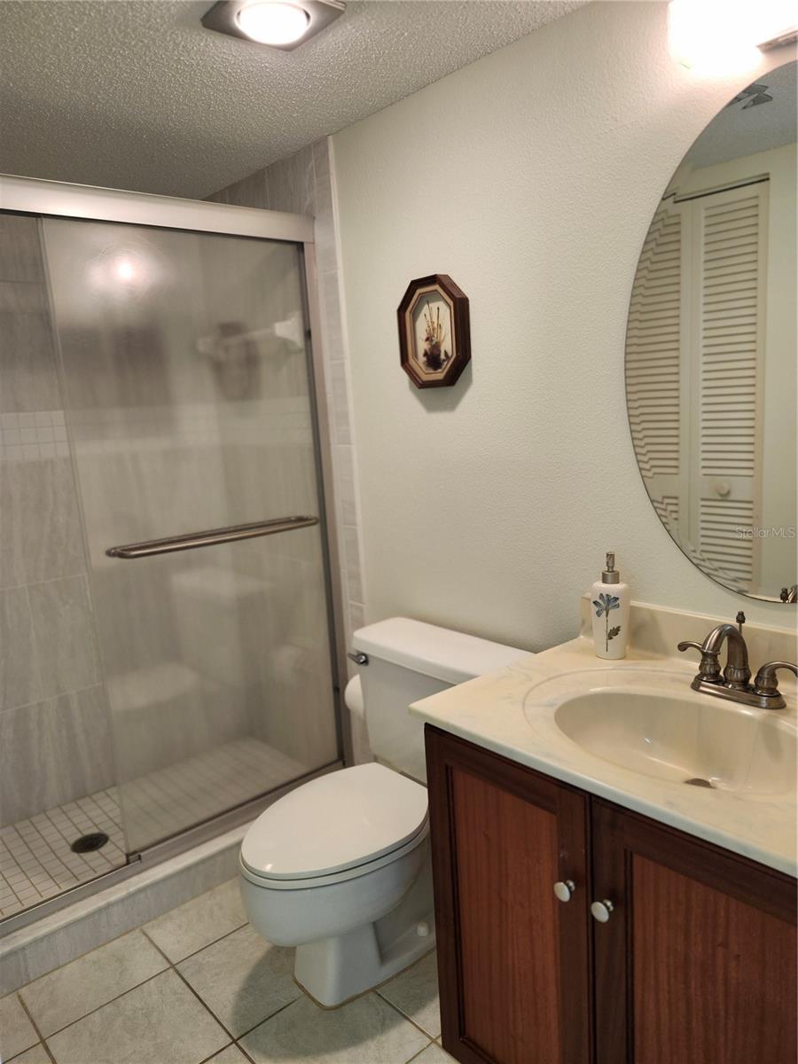 Image 21 of 37 For 4260 Placida Road 21d