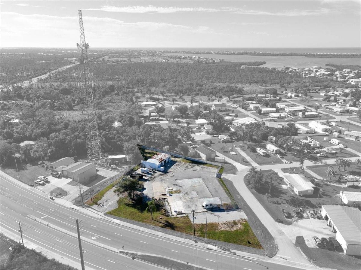 Image 5 of 15 For 4990 Placida Road