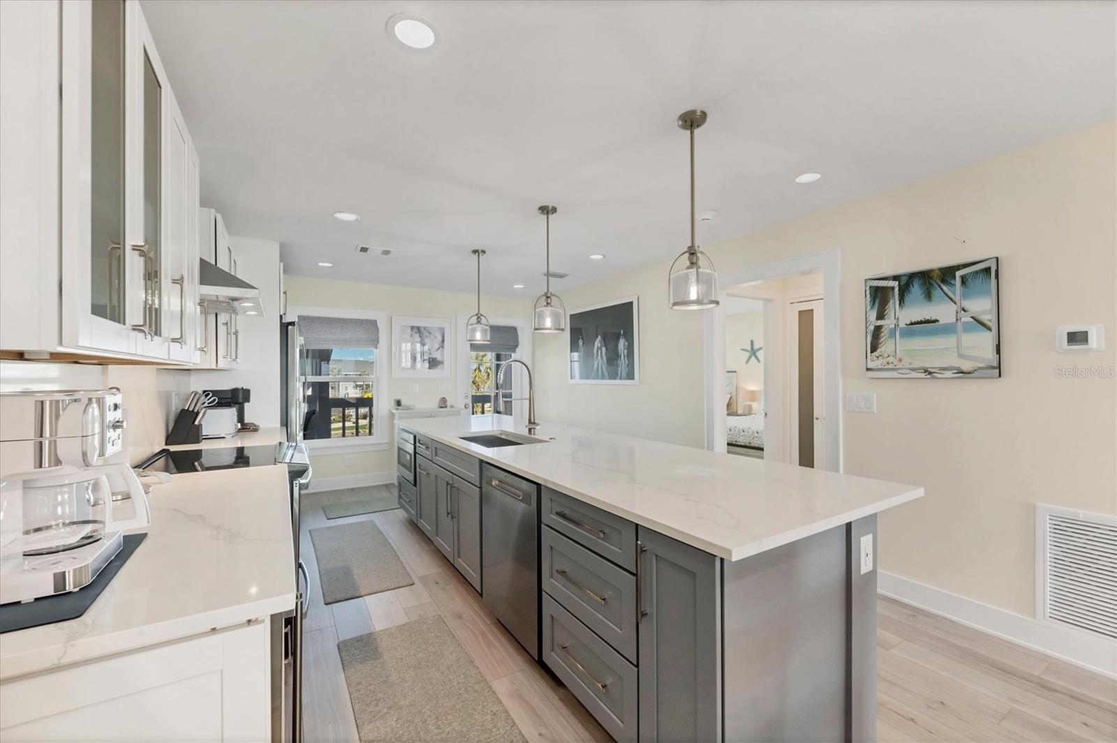 Image 4 of 22 For 6000 Boca Grande Causeway D47