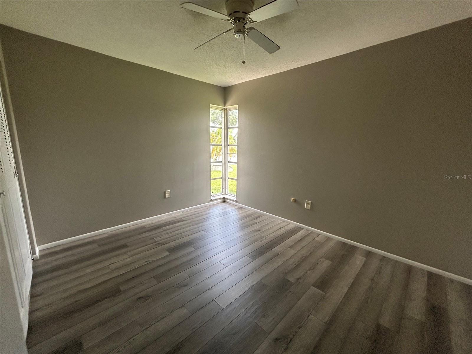 Image 16 of 19 For 8521 Pickwick Road