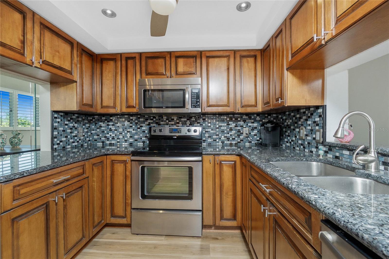 Image 9 of 66 For 1401 Mccall Road 107