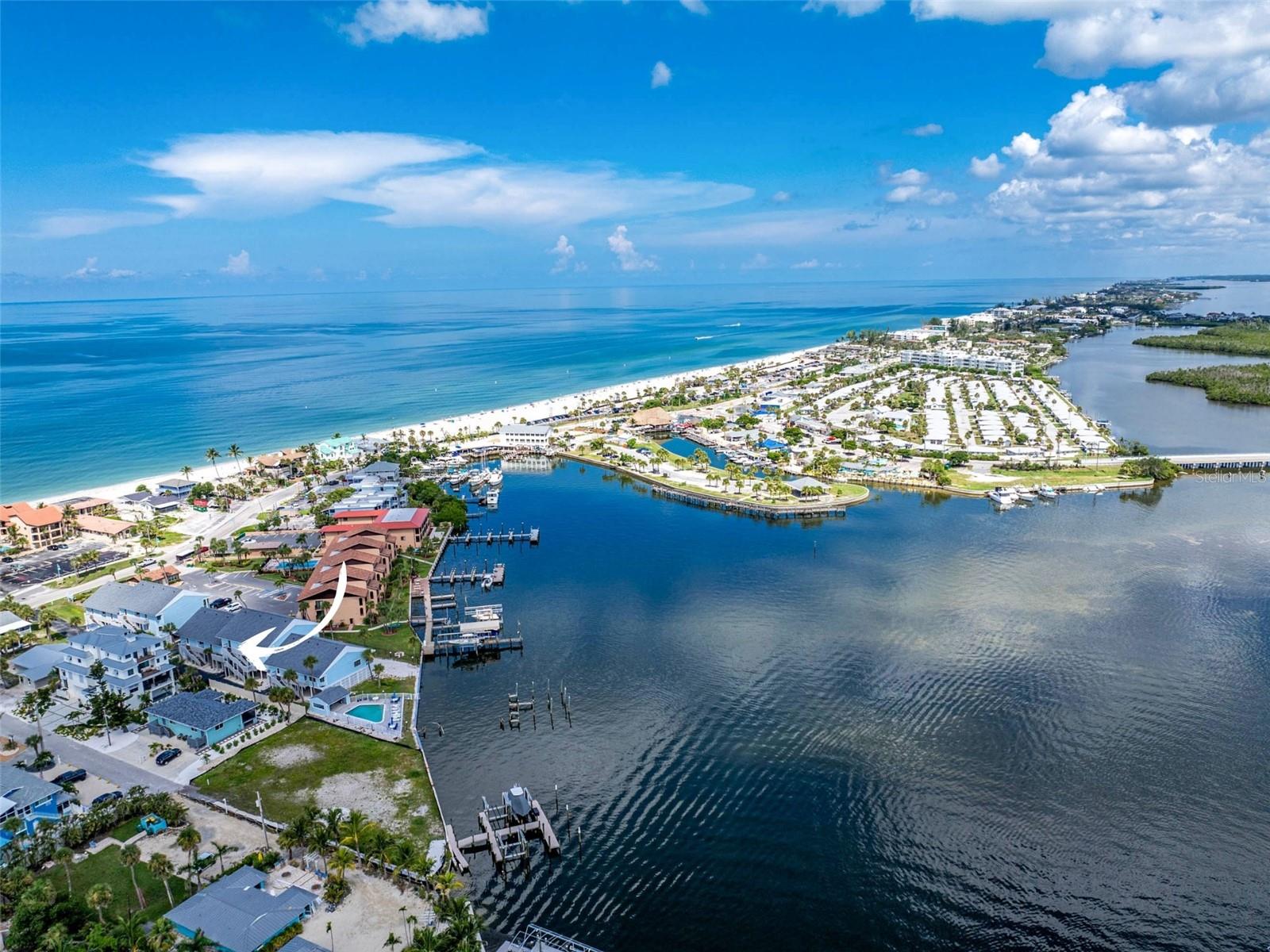 Image 2 of 65 For 1745 Gulf Boulevard 11