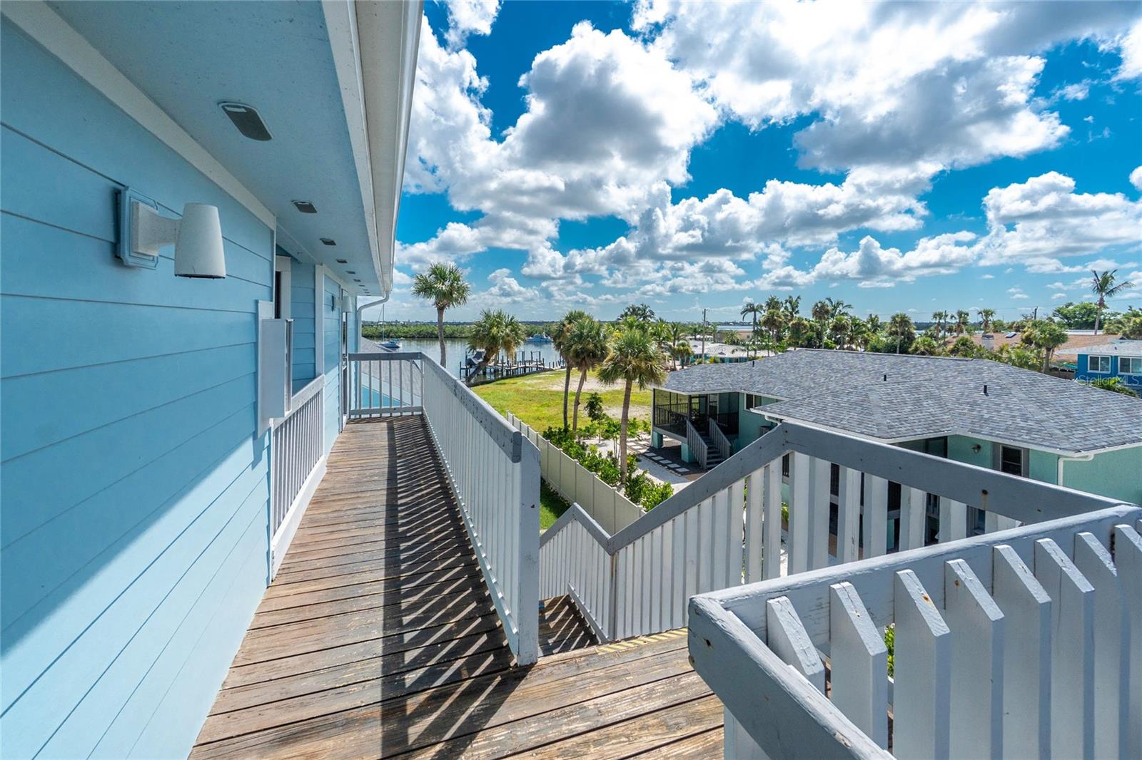 Image 8 of 65 For 1745 Gulf Boulevard 11