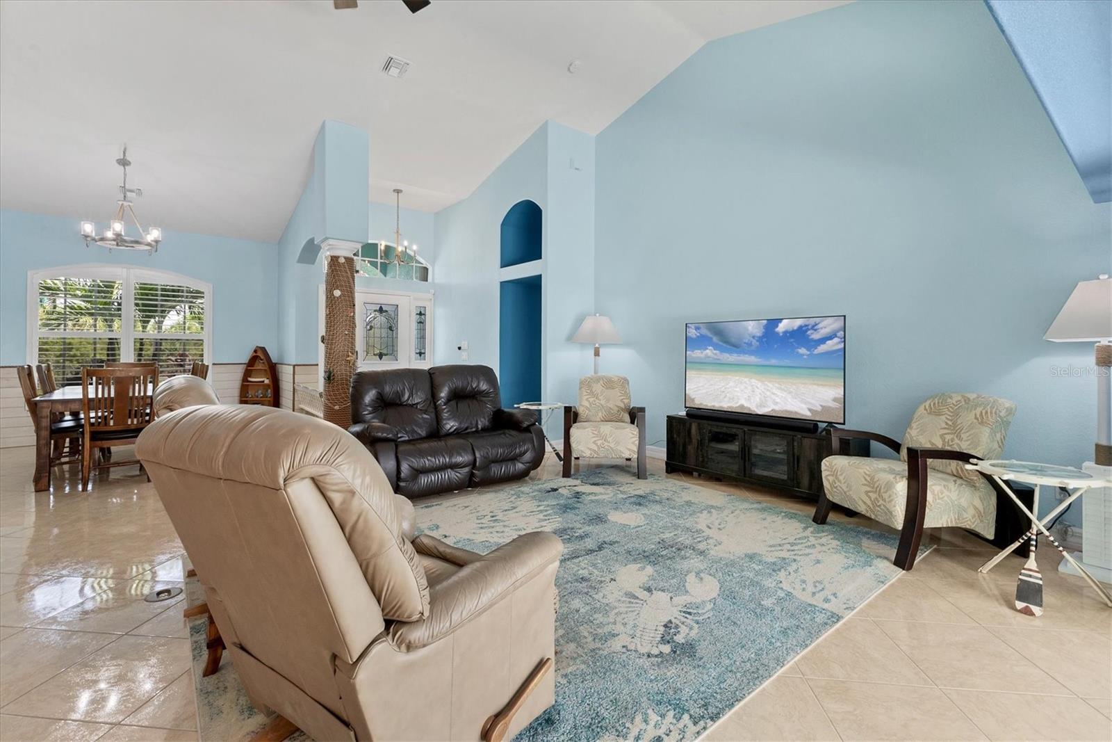 Image 9 of 70 For 8228 Tecumseh Circle