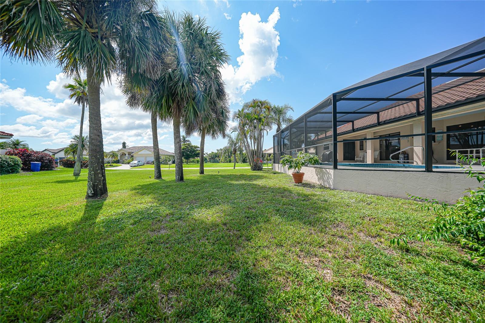 Image 32 of 41 For 15 Arlington Drive