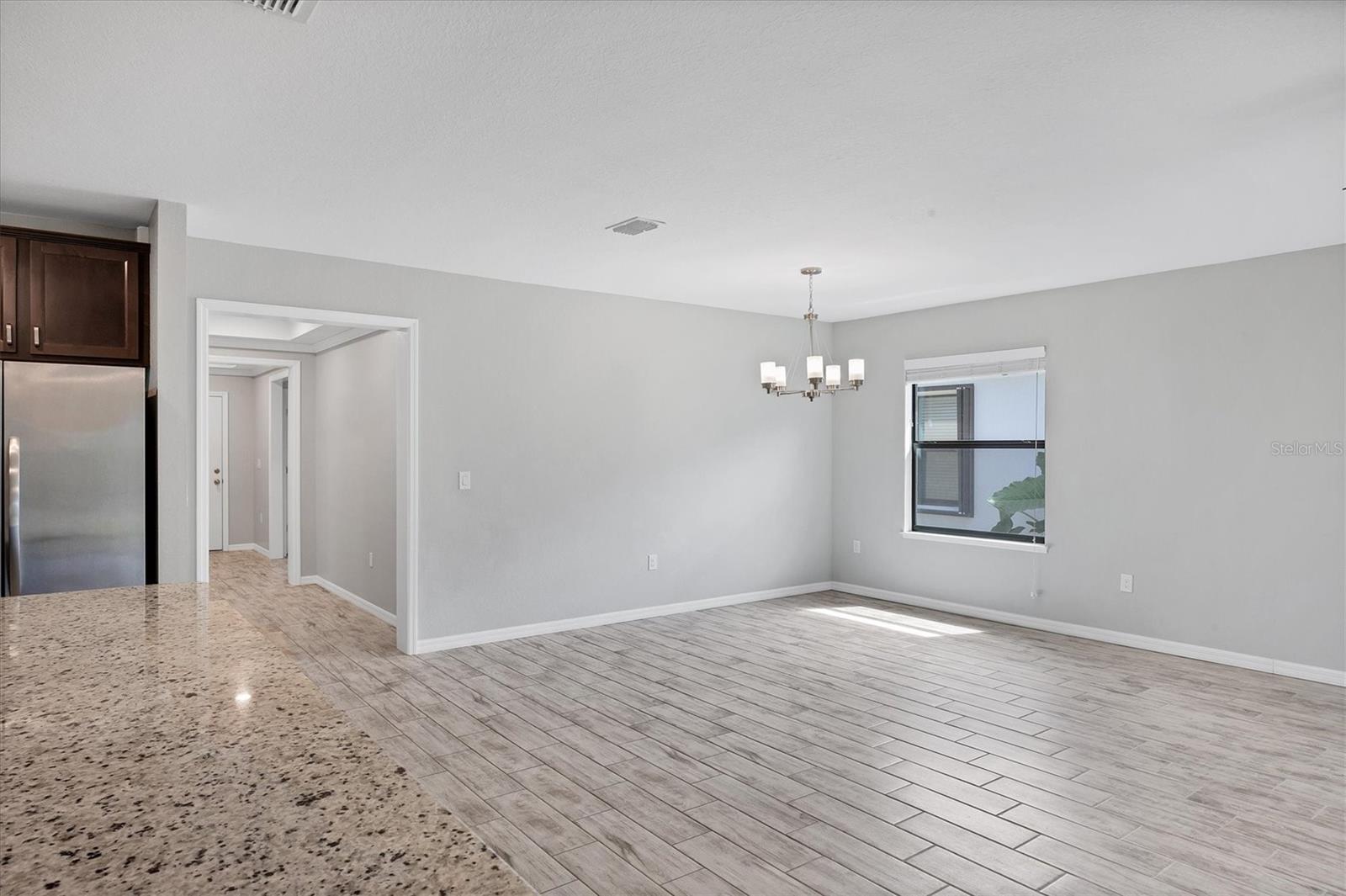 Image 12 of 39 For 15293 Mille Fiore Boulevard