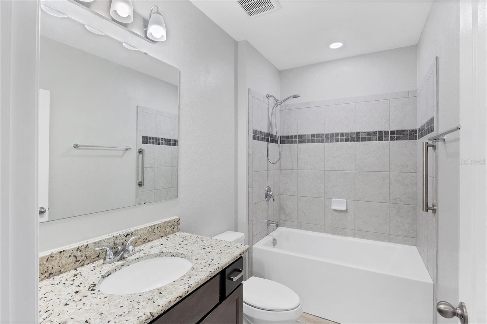 Image 22 of 39 For 15293 Mille Fiore Boulevard