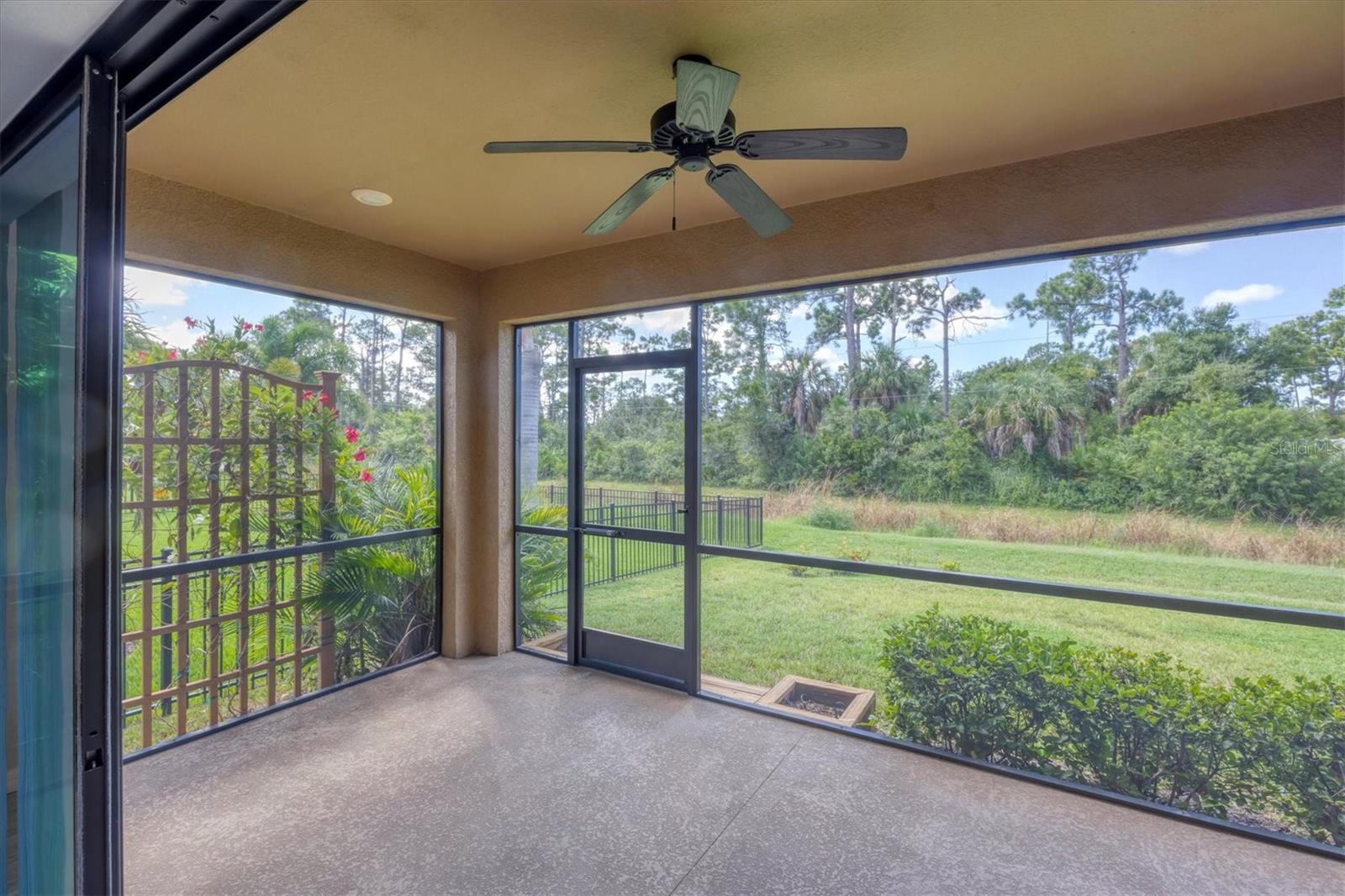 Image 28 of 39 For 15293 Mille Fiore Boulevard