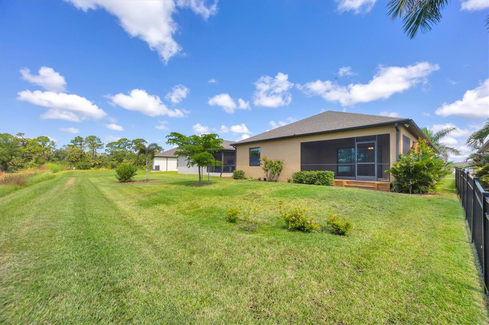 Image 31 of 39 For 15293 Mille Fiore Boulevard