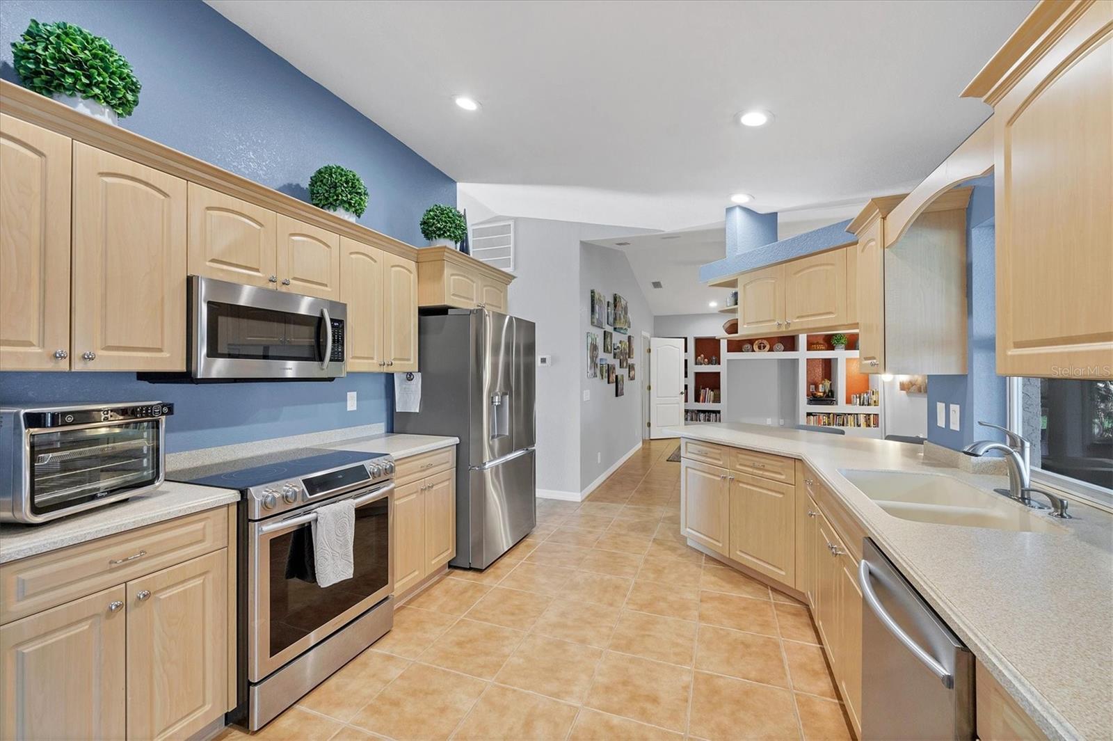 Image 13 of 69 For 9349 St Paul Drive