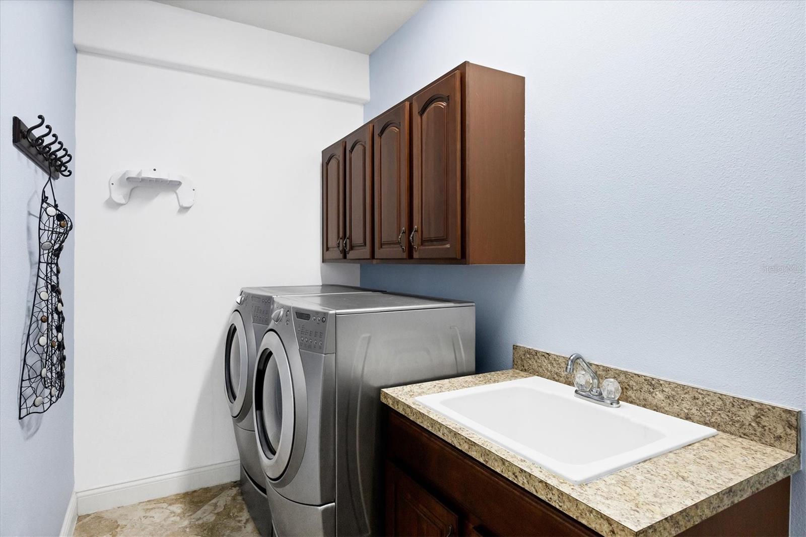 Image 21 of 27 For 1714 Bottlebrush Way