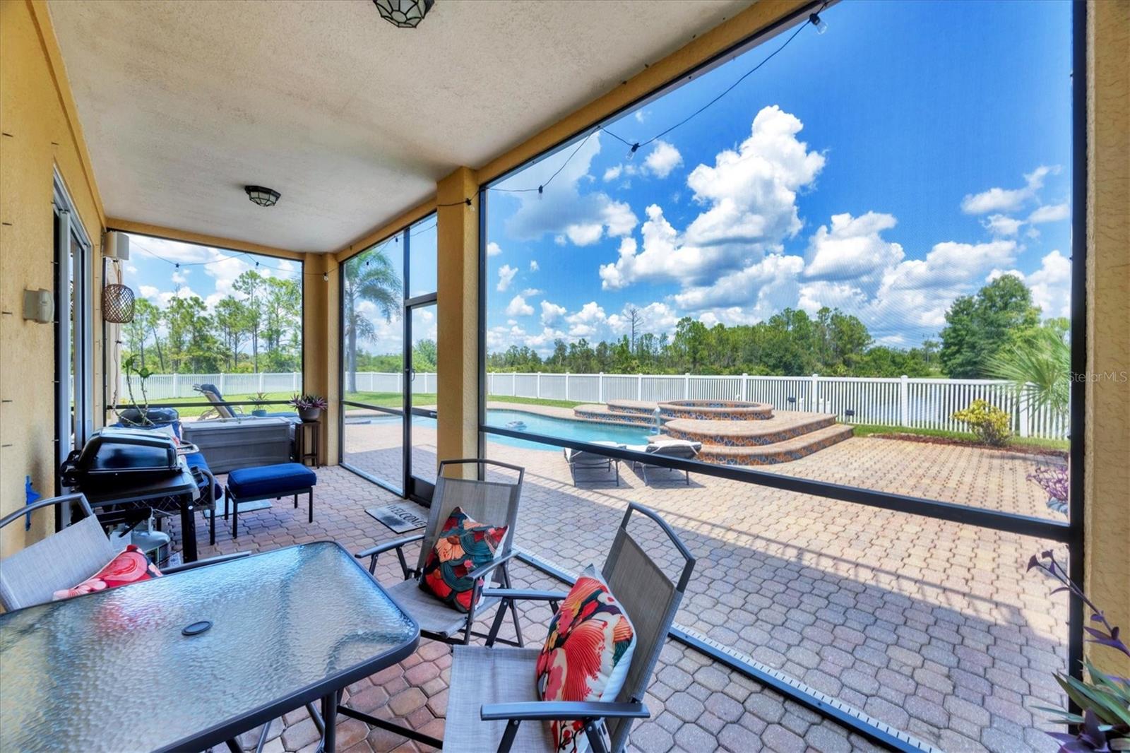 Image 23 of 27 For 1714 Bottlebrush Way