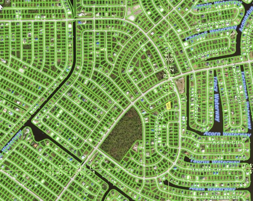 Image 5 of 5 For 8418 Topeka Circle